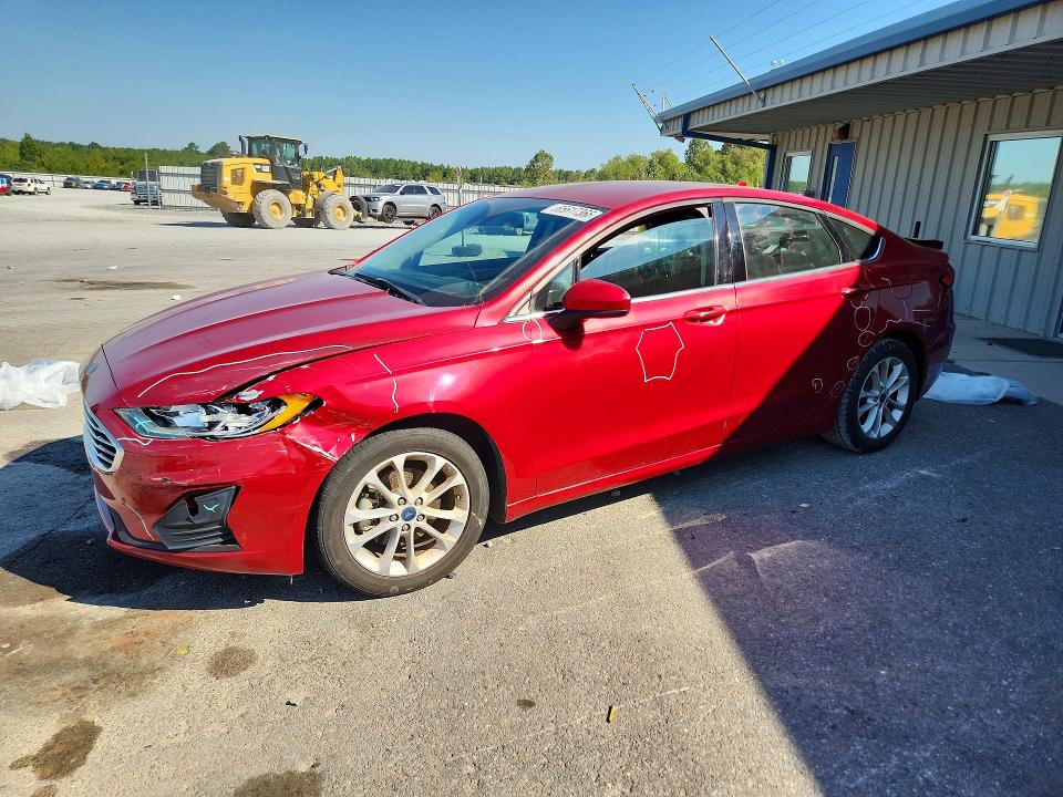 65617366 :رقم المزاد ، 3FA6P0HD6LR134793 vin ، 2020 Ford Fusion مزاد بيع