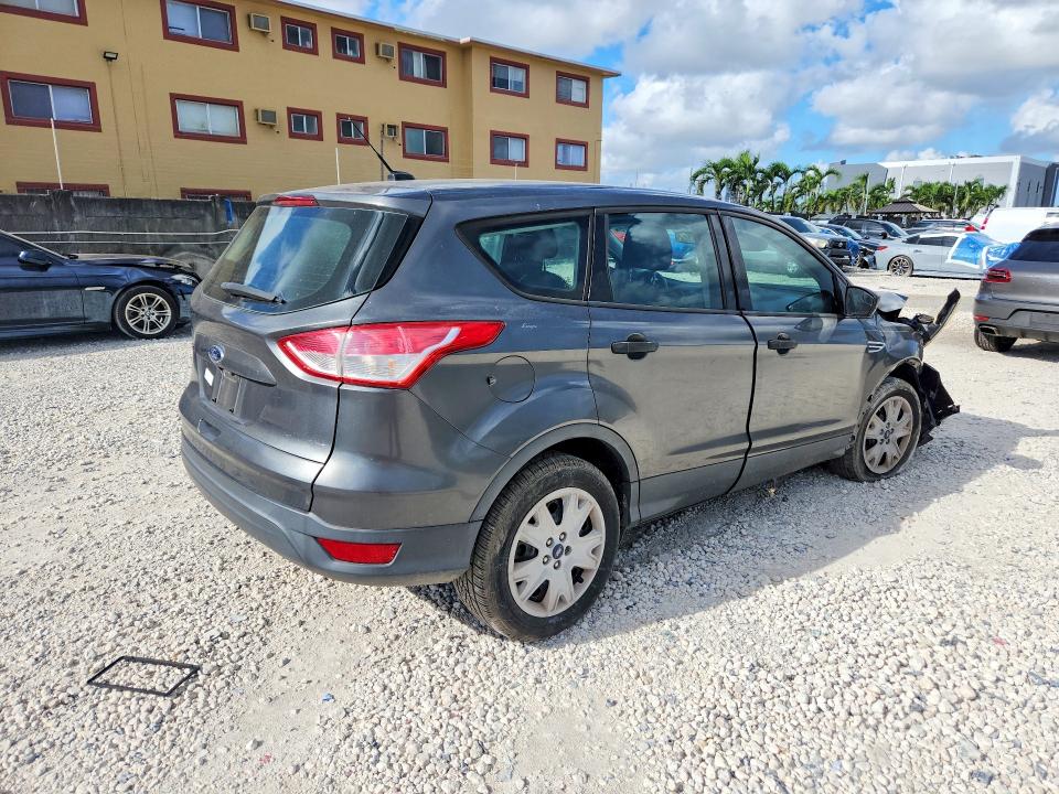 2015 Ford Escape მანქანა იყიდება აუქციონზე, vin: 1FMCU0F79FUB25338, აუქციონის ნომერი: 68658676