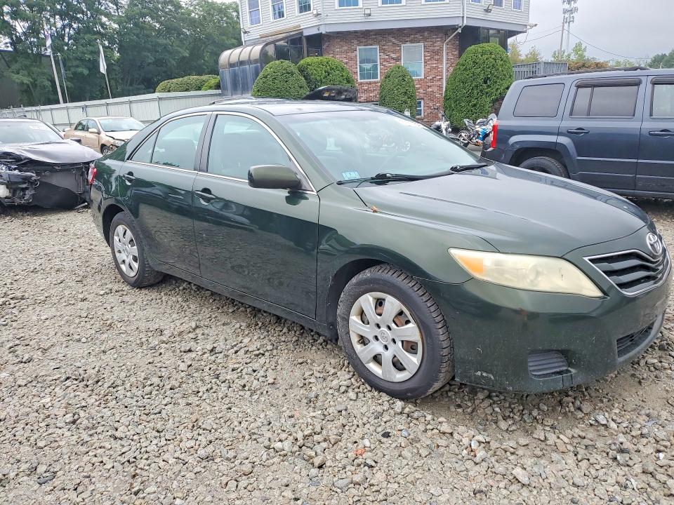 67211576 :رقم المزاد ، 4T4BF3EKXAR081524 vin ، 2010 Toyota Camry مزاد بيع