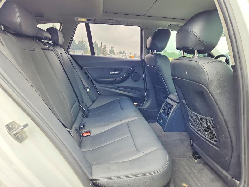 68858676 :رقم المزاد ، WBA3K5C51FK301429 vin ، 2015 Bmw 328 مزاد بيع