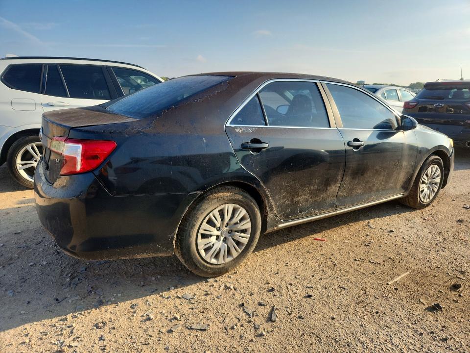 70345256 :رقم المزاد ، 4T1BF1FK3CU089528 vin ، 2012 Toyota Camry مزاد بيع