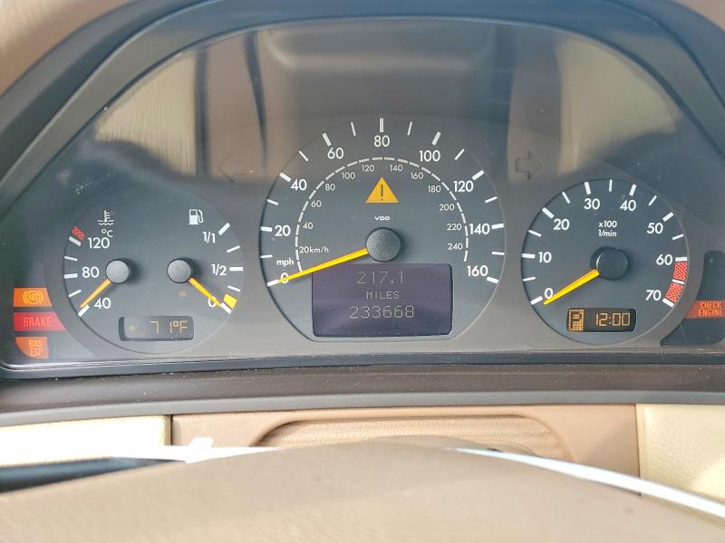 Aukcja sprzedaży 2001 Mercedes-benz E, vin: WDBJF82J11X061467, numer aukcji: 67877506