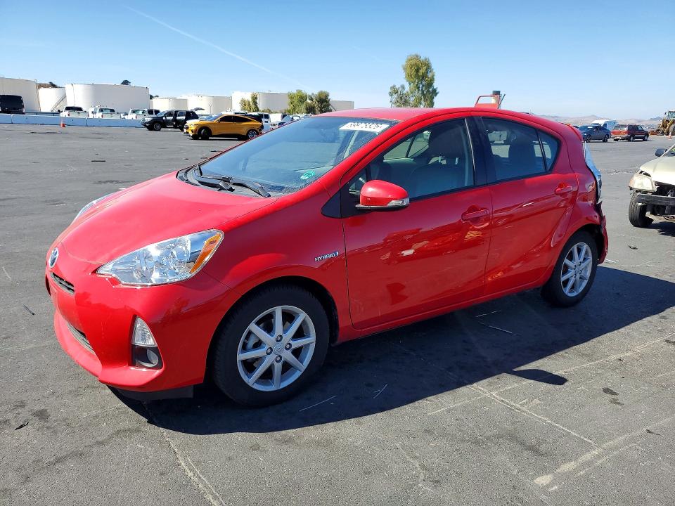 69978326 :رقم المزاد ، JTDKDTB37E1075401 vin ، 2014 Toyota Prius C مزاد بيع