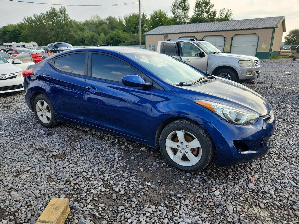 69218416 :رقم المزاد ، KMHDH4AE4DU681415 vin ، 2013 Hyundai Elantra مزاد بيع