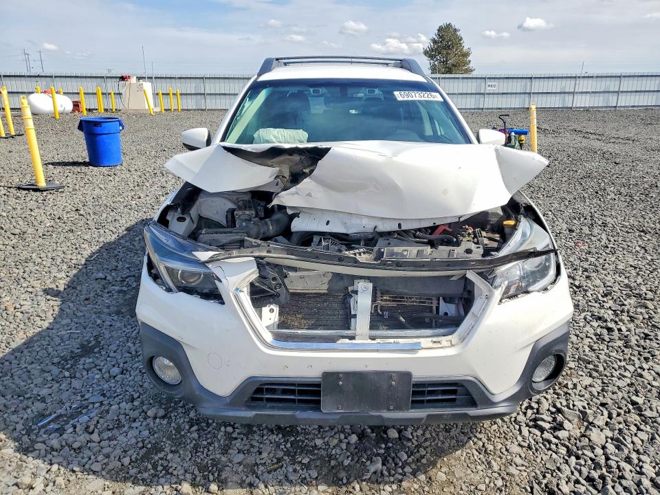 69073226 :رقم المزاد ، 4S4BSAFC2K3285193 vin ، 2019 Subaru Outback مزاد بيع