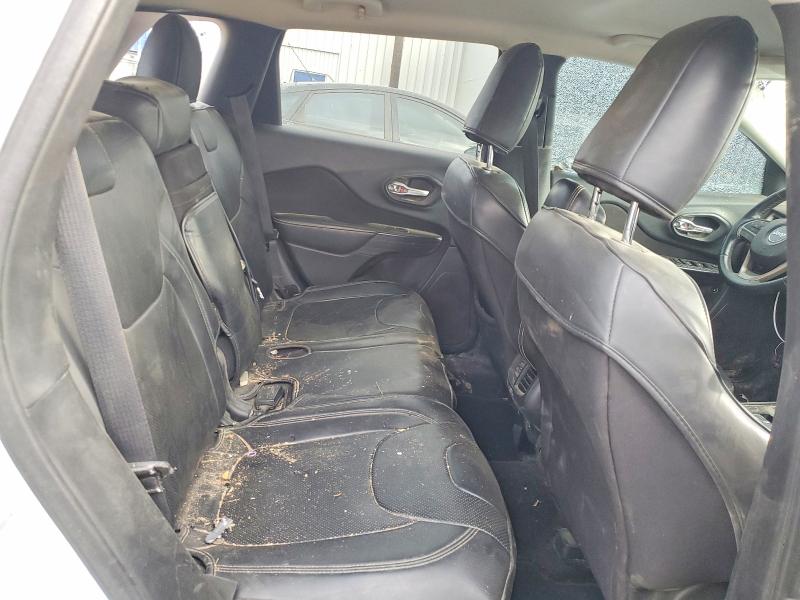 68930796 :رقم المزاد ، 1C4PJMCB9FW645719 vin ، 2015 Jeep Cherokee مزاد بيع