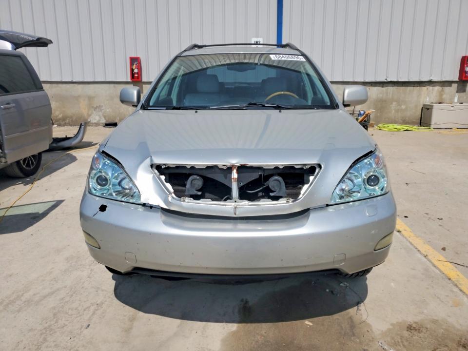 68406896 :رقم المزاد ، 2T2HA31U44C003770 vin ، 2004 Lexus Rx مزاد بيع