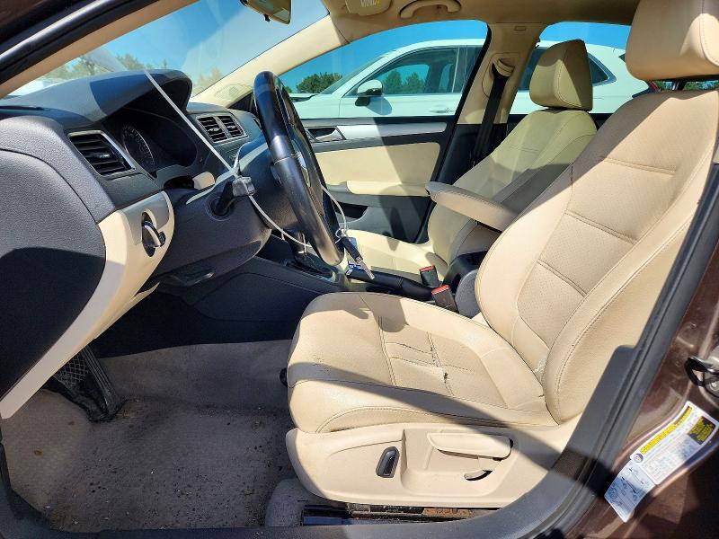 67279466 :رقم المزاد ، 3VWD07AJ6EM401801 vin ، 2014 Volkswagen Jetta مزاد بيع