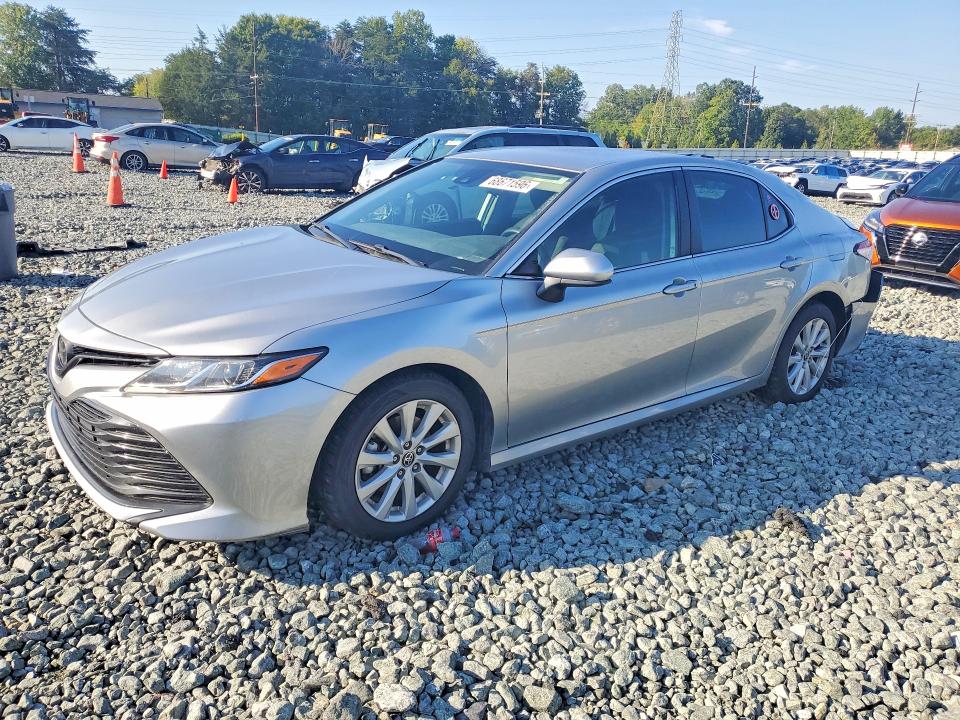 Auction sale of the 2020 Toyota Camry, vin: 4T1C11AKXLU991054, lot number: 68671596