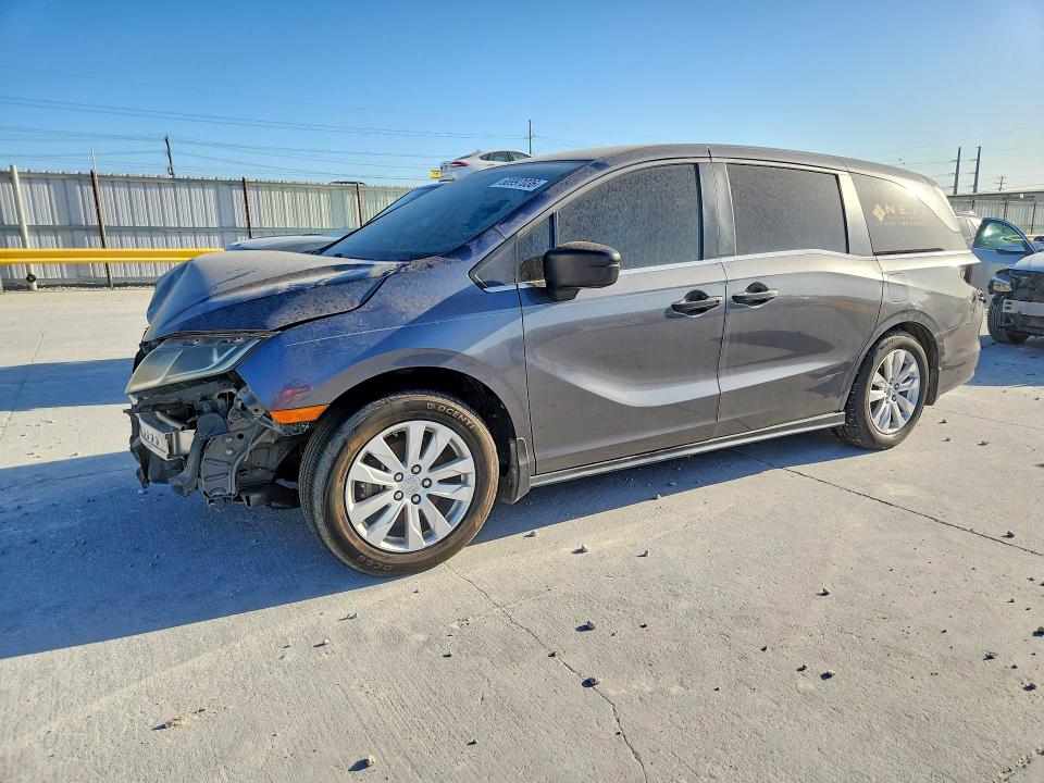 Auction sale of the 2018 Honda Odyssey, vin: 5FNRL6H24JB036106, lot number: 68997036