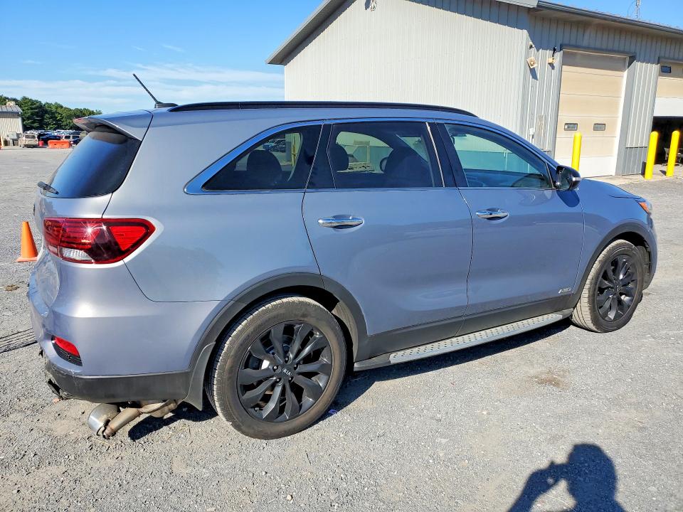 2020 Kia Sorento მანქანა იყიდება აუქციონზე, vin: 5XYPGDA57LG642919, აუქციონის ნომერი: 69257186