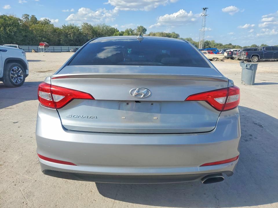 2015 Hyundai Sonata მანქანა იყიდება აუქციონზე, vin: 5NPE24AF0FH201144, აუქციონის ნომერი: 68894496