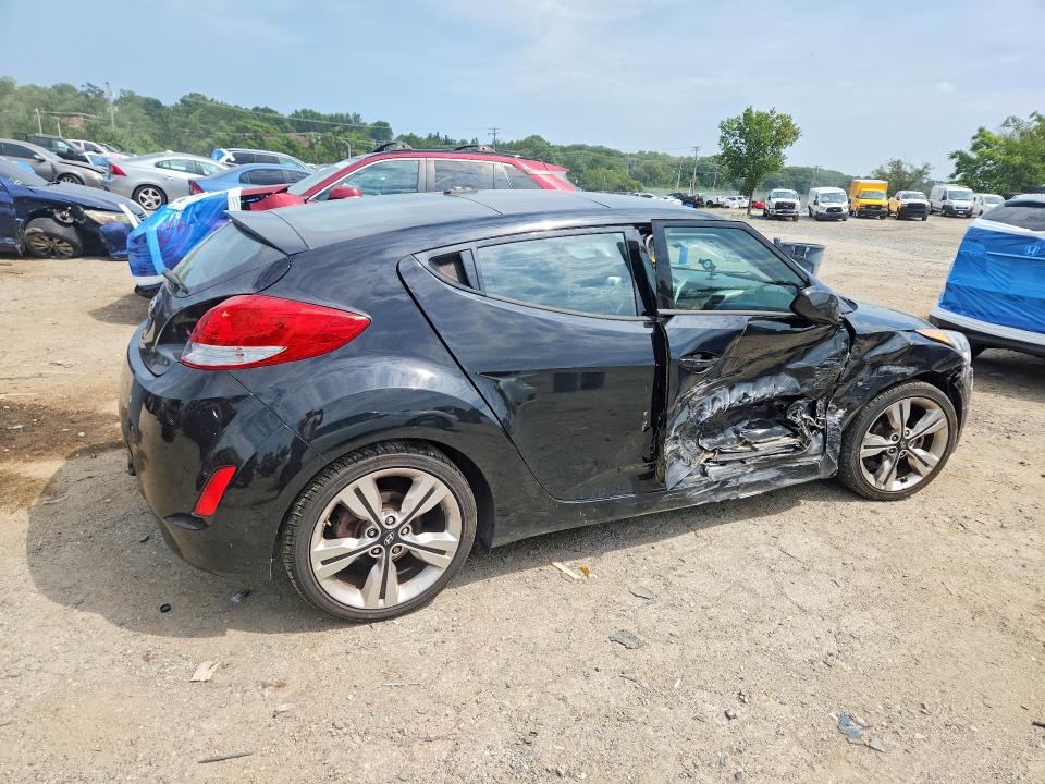 67035806 :رقم المزاد ، KMHTC6AD3HU320082 vin ، 2017 Hyundai Veloster مزاد بيع