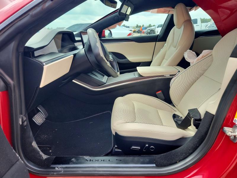 67469446 :رقم المزاد ، 5YJSA1E66NF496696 vin ، 2022 Tesla Model S مزاد بيع