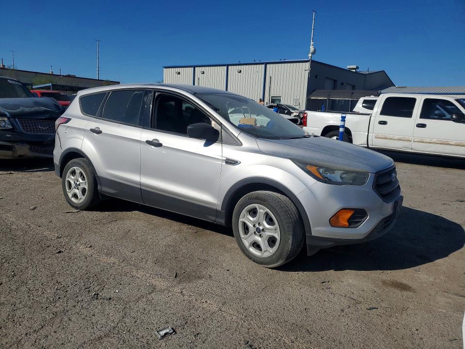 Продаж на аукціоні авто 2018 Ford Escape, vin: 1FMCU0F71JUA31494, номер лоту: 69736216