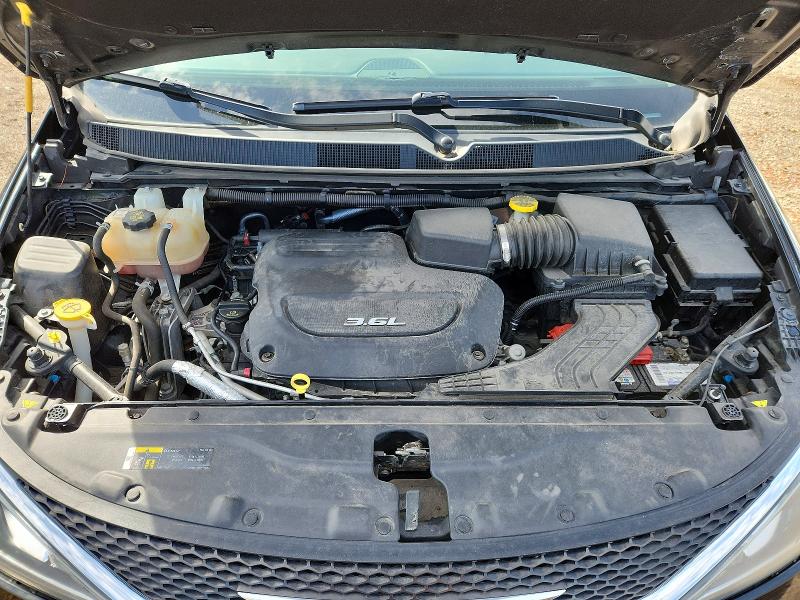 2018 Chrysler Pacifica მანქანა იყიდება აუქციონზე, vin: 2C4RC1GG4JR121225, აუქციონის ნომერი: 69804976