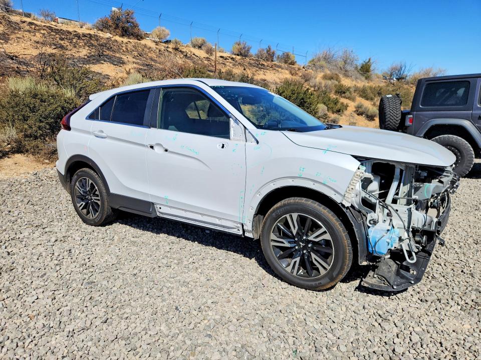 Продажа на аукционе авто 2024 Mitsubishi Eclipse Cross, vin: JA4ATWAA8RZ064294, номер лота: 67854016