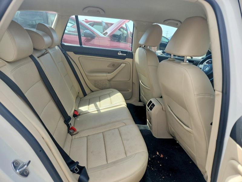 67985276 :رقم المزاد ، 3VWPP7AJ5DM621499 vin ، 2013 Volkswagen Jetta مزاد بيع