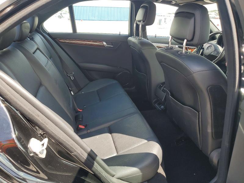 67996346 :رقم المزاد ، WDDGF8BB8BR165227 vin ، 2011 Mercedes-benz C مزاد بيع