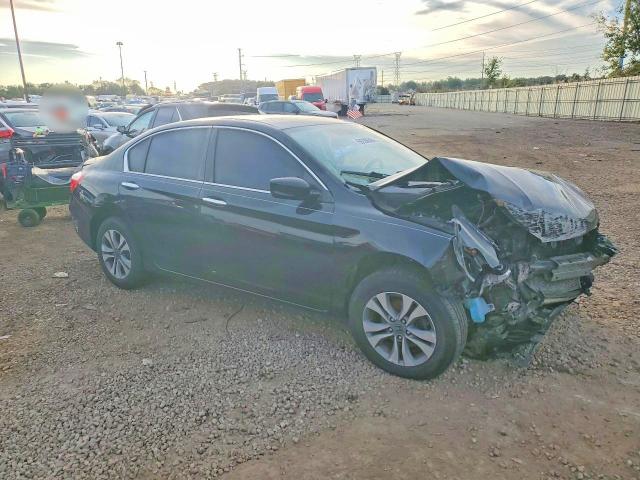 69288646 :رقم المزاد ، 1HGCR2F36FA209005 vin ، 2015 Honda Accord مزاد بيع
