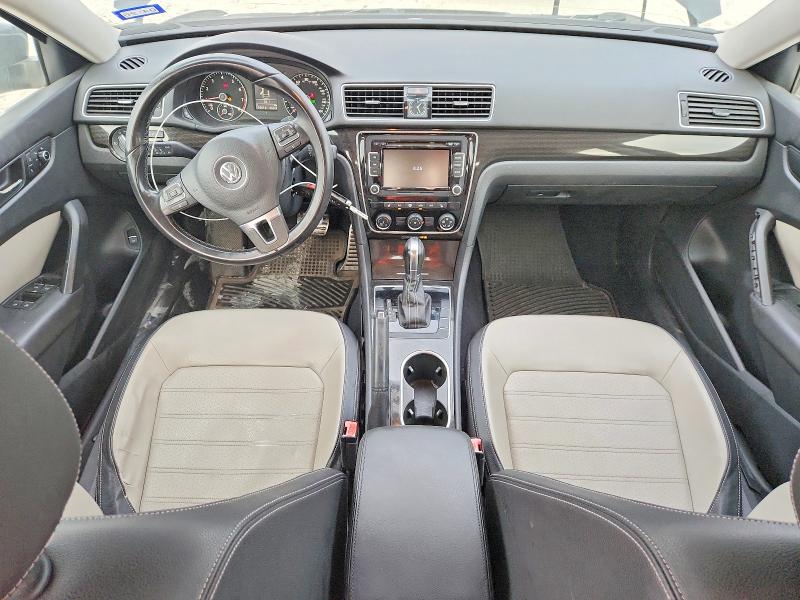 2014 Volkswagen Passat მანქანა იყიდება აუქციონზე, vin: 1VWBS7A32EC077590, აუქციონის ნომერი: 70259186
