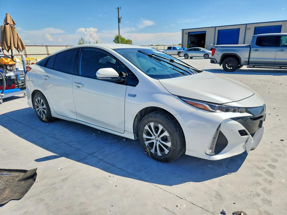 Продажа на аукционе авто 2020 Toyota Prius Prime, vin: JTDKARFP5L3127263, номер лота: 69915576