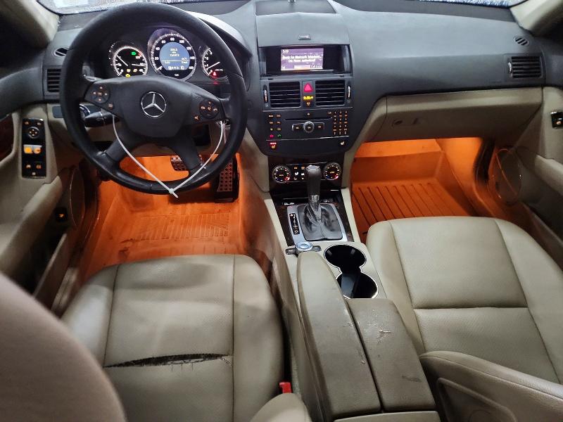 69975976 :رقم المزاد ، WDDGF8BB8AR108654 vin ، 2010 Mercedes-benz C مزاد بيع