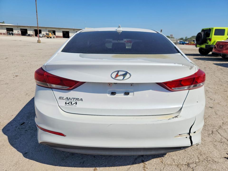 2017 Hyundai Elantra მანქანა იყიდება აუქციონზე, vin: 5NPD84LF0HH104682, აუქციონის ნომერი: 67678666