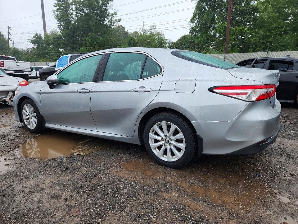 Auction sale of the 2018 Toyota Camry, vin: 4T1B11HK0JU647487, lot number: 67523746