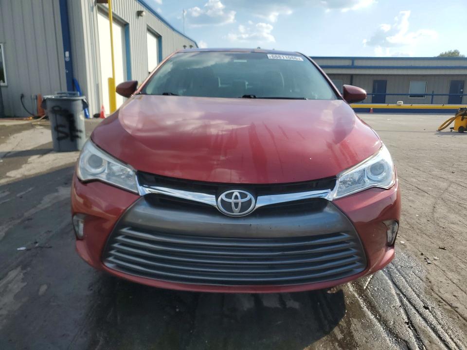 2017 Toyota Camry მანქანა იყიდება აუქციონზე, vin: 4T1BF1FK9HU812886, აუქციონის ნომერი: 68811086