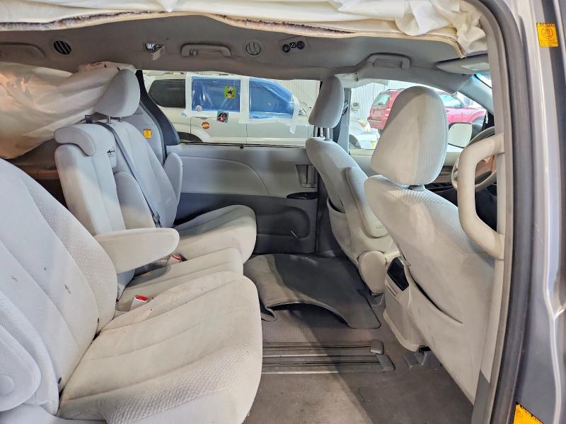 Продажа на аукционе авто 2011 Toyota Sienna, vin: 5TDKK3DC7BS023333, номер лота: 69880896
