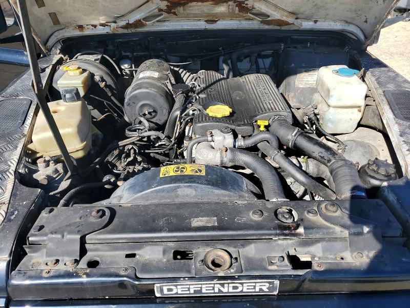 1997 Land Rover Defender მანქანა იყიდება აუქციონზე, vin: SALLDHM67TA997584, აუქციონის ნომერი: 70880566