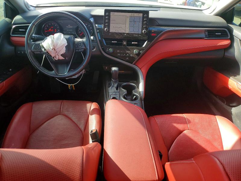 67679726 :رقم المزاد ، 4T1KZ1AK8MU053222 vin ، 2021 Toyota Camry مزاد بيع
