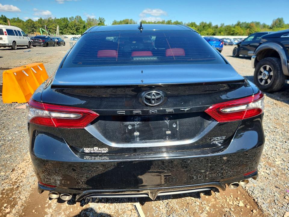 Продаж на аукціоні авто 2022 Toyota Camry, vin: 4T1K61BK5NU054997        , номер лоту: 68978506