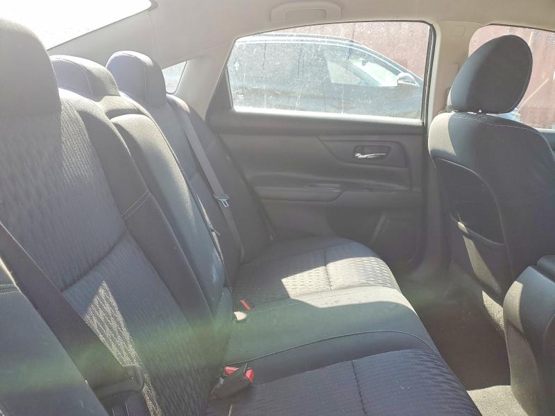 Auction sale of the 2018 Nissan Altima, vin: 1N4AL3AP0JC102509, lot number: 70076006