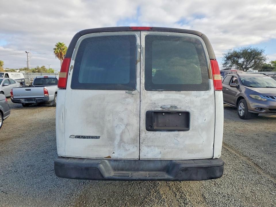 Продаж на аукціоні авто 2008 Chevrolet Express G2500, vin: 1GCGG29C181204590, номер лоту: 69574816