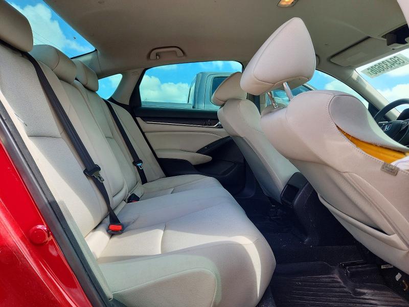 Продажа на аукционе авто 2018 Honda Accord, vin: 1HGCV3F10JA007060, номер лота: 69433606