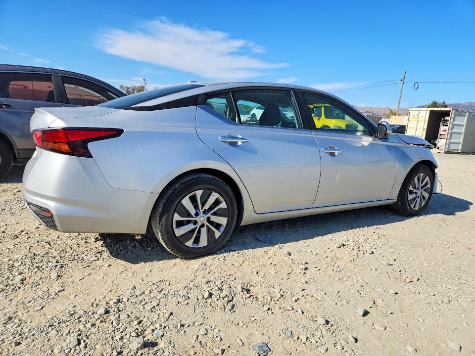 Продажа на аукционе авто 2019 Nissan Altima, vin: 1N4BL4BV7KC253811, номер лота: 68237396