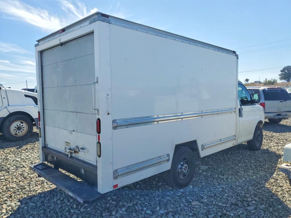 2010 Gmc Savana მანქანა იყიდება აუქციონზე, vin: 1GD1G2BA2A1150331, აუქციონის ნომერი: 67655046