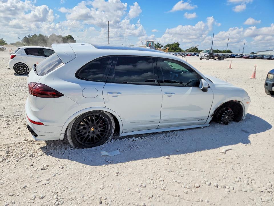 Продаж на аукціоні авто 2016 Porsche Cayenne, vin: WP1AD2A26GLA79489, номер лоту: 68390926