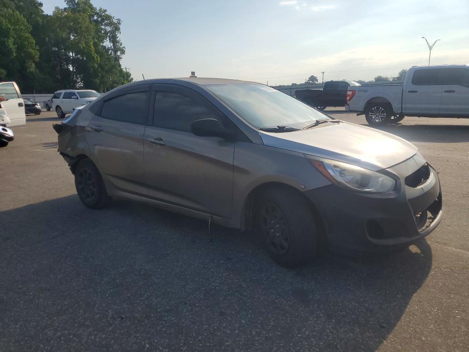 2014 Hyundai Accent მანქანა იყიდება აუქციონზე, vin: KMHCT4AE7EU635024, აუქციონის ნომერი: 67068976