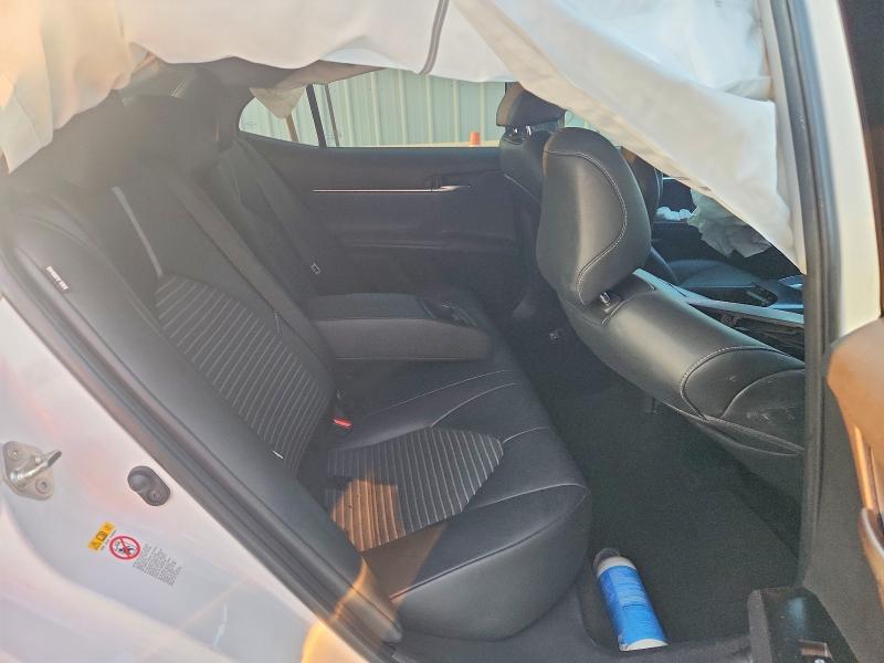 2018 Toyota Camry მანქანა იყიდება აუქციონზე, vin: 4T1B11HK1JU070646, აუქციონის ნომერი: 70353726