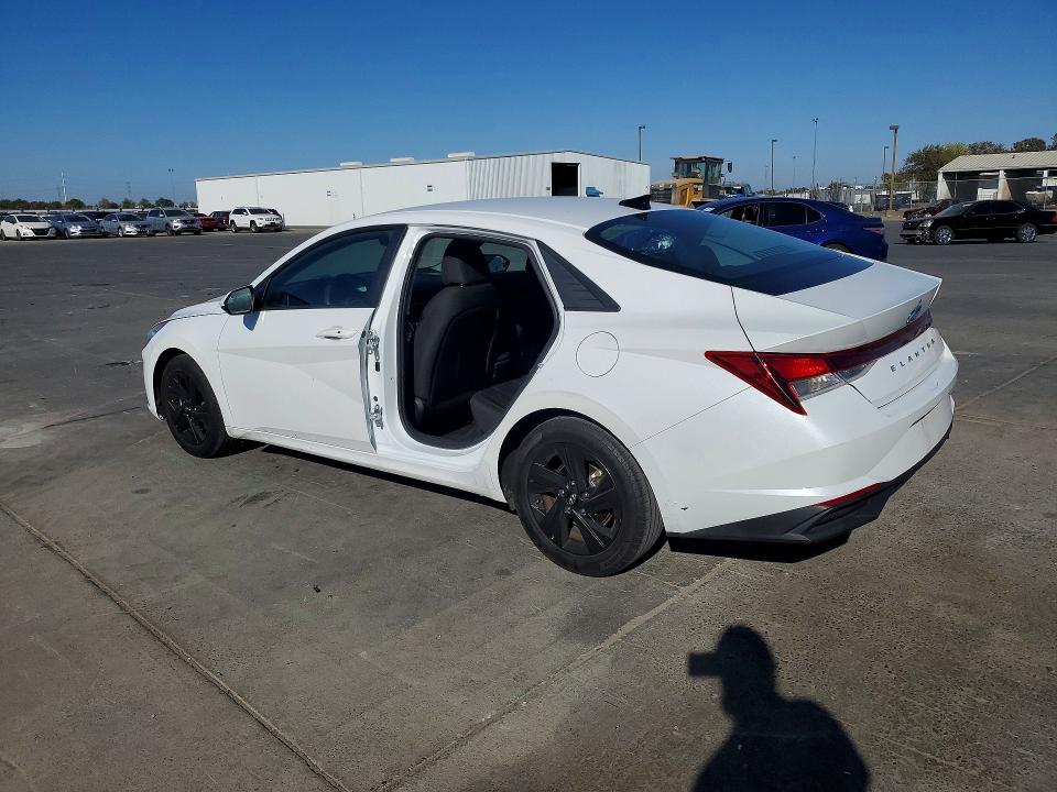 70857546 :رقم المزاد ، 5NPLM4AG7MH006861 vin ، 2021 Hyundai Elantra مزاد بيع