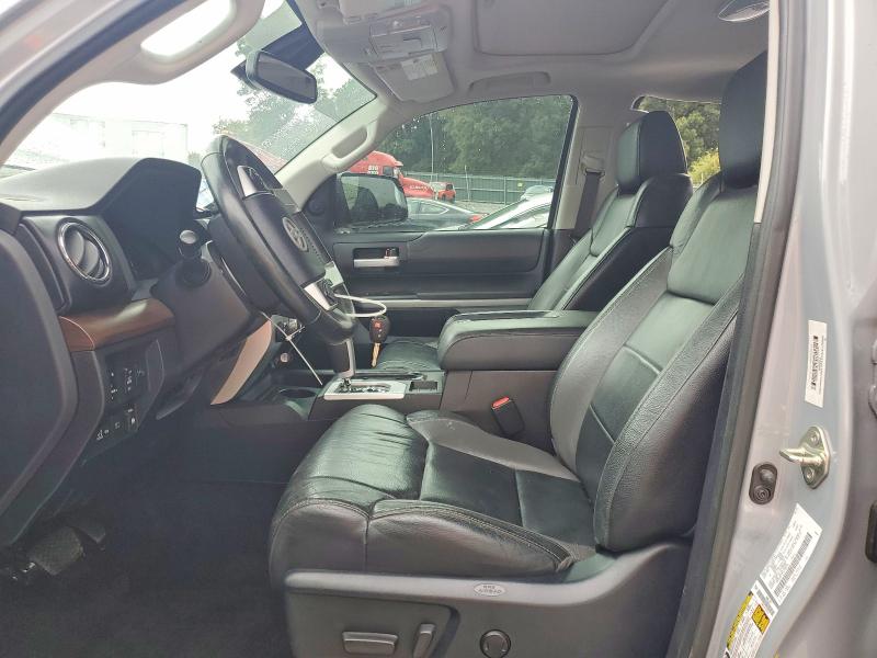 Продаж на аукціоні авто 2018 Toyota Tundra, vin: 5TFHW5F19JX765635, номер лоту: 70351276