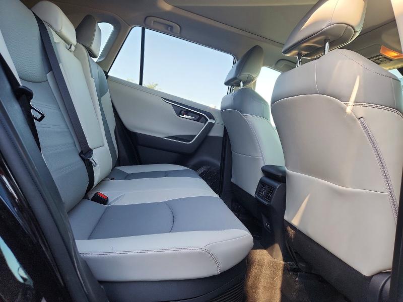 Продажа на аукционе авто 2021 Toyota Rav4, vin: JTMD6RFVXMD020469, номер лота: 70801806