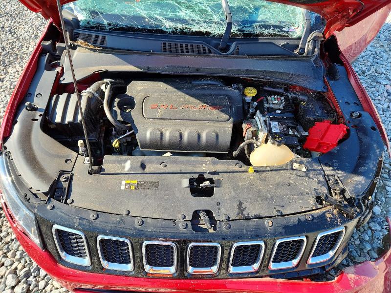 67395986 :رقم المزاد ، 3C4NJCBB0KT706572 vin ، 2019 Jeep Compass مزاد بيع