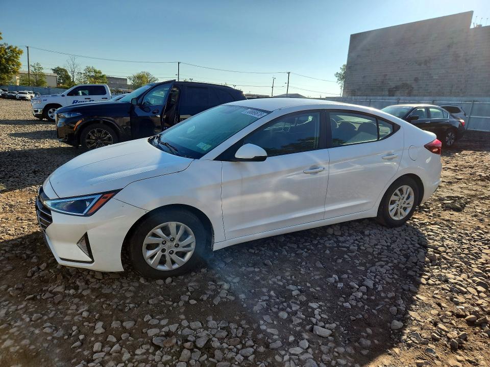 Auction sale of the 2019 Hyundai Elantra, vin: 5NPD74LF0KH425468, lot number: 70869676