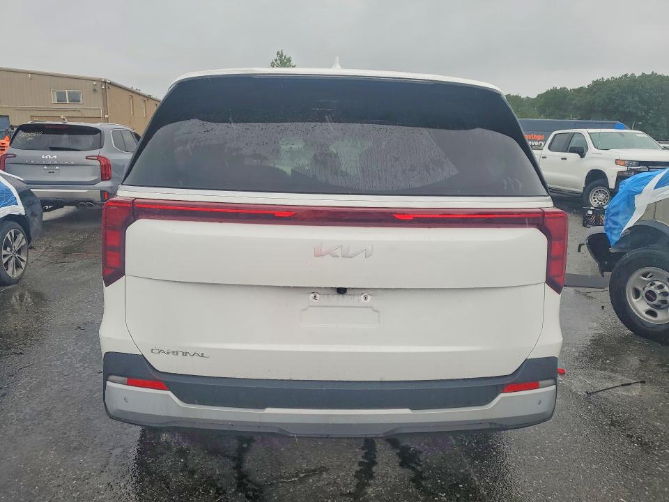 2025 Kia Carnival მანქანა იყიდება აუქციონზე, vin: KNDNB5K37S6546220, აუქციონის ნომერი: 67110066