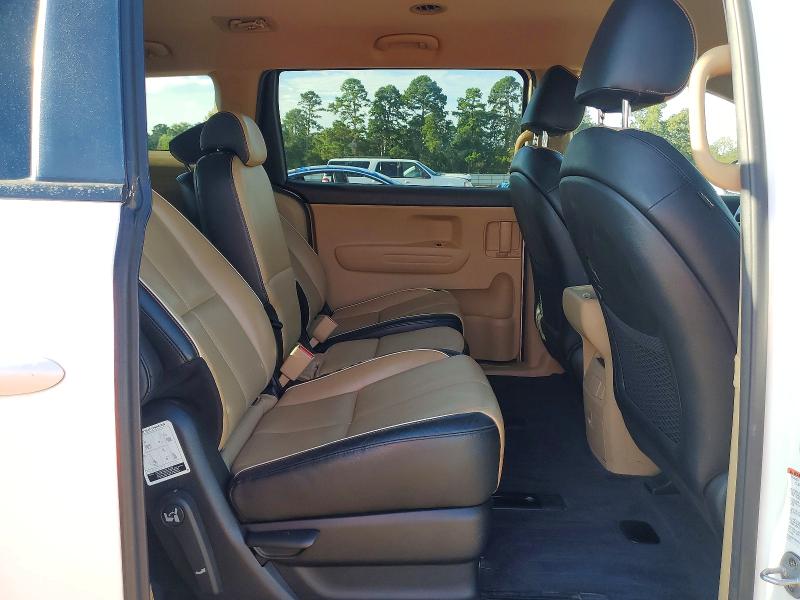 67830136 :رقم المزاد ، KNDMB5C16G6216620 vin ، 2016 Kia Sedona مزاد بيع