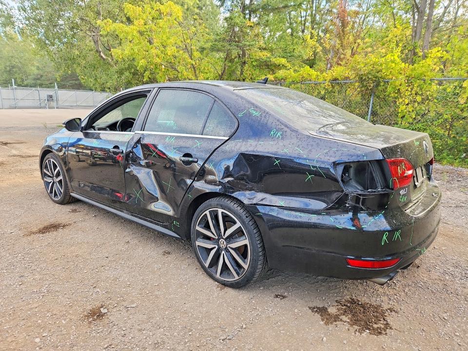 68607836 :رقم المزاد ، 3VW4S7AJXDM454381 vin ، 2013 Volkswagen Jetta مزاد بيع